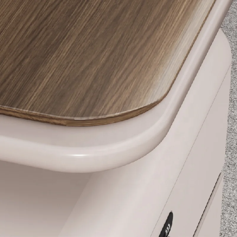 #c High Tech Gloss Lacquer Dur - مراجعة Office Tech Management وسعره