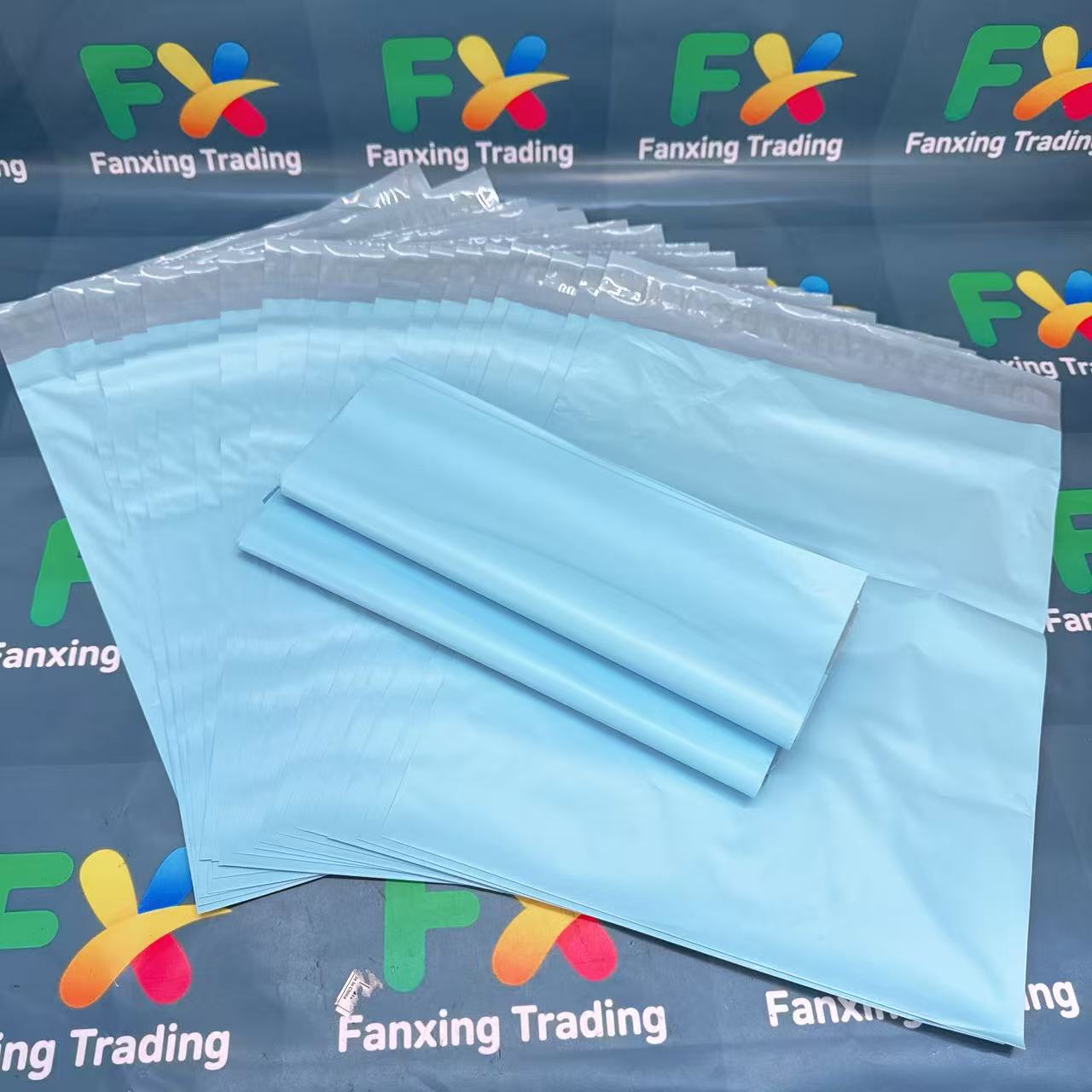 29 High-Quality Cream Blue Hea - مراجعة Office High Tech وسعره